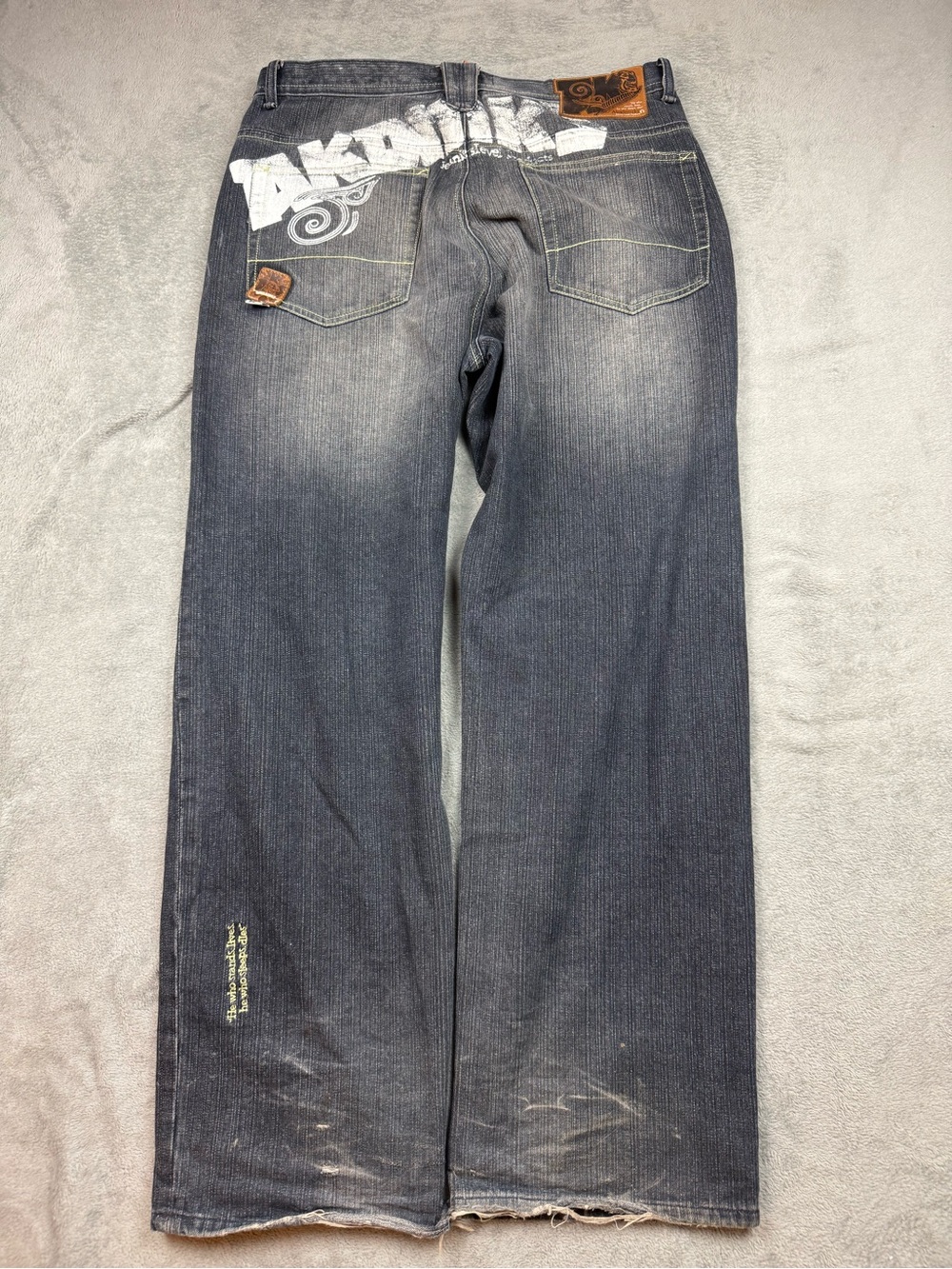 Y2K Akademiks Graphic Jeans He Who Stands Lives He Who Sleeps Dies Jeans Size 38